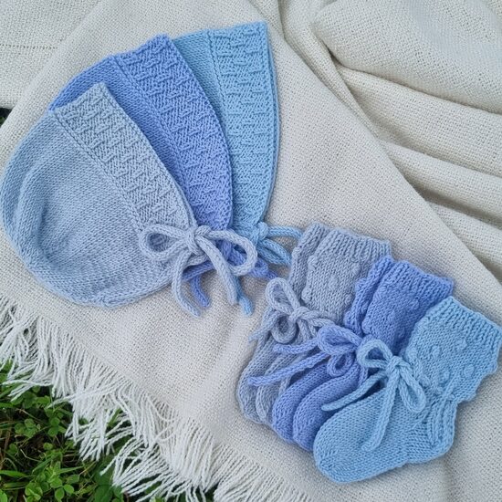Adīta merino vilnas cepure un zeķes jaundzimušajiem, BLUE