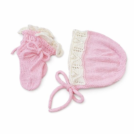 Adīta merino vilnas cepure un zeķes ar dekoratīvu maliņu, jaundzimušajiem